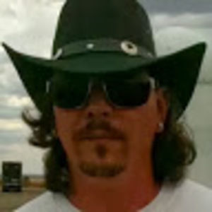 Meet your Posher, Tom